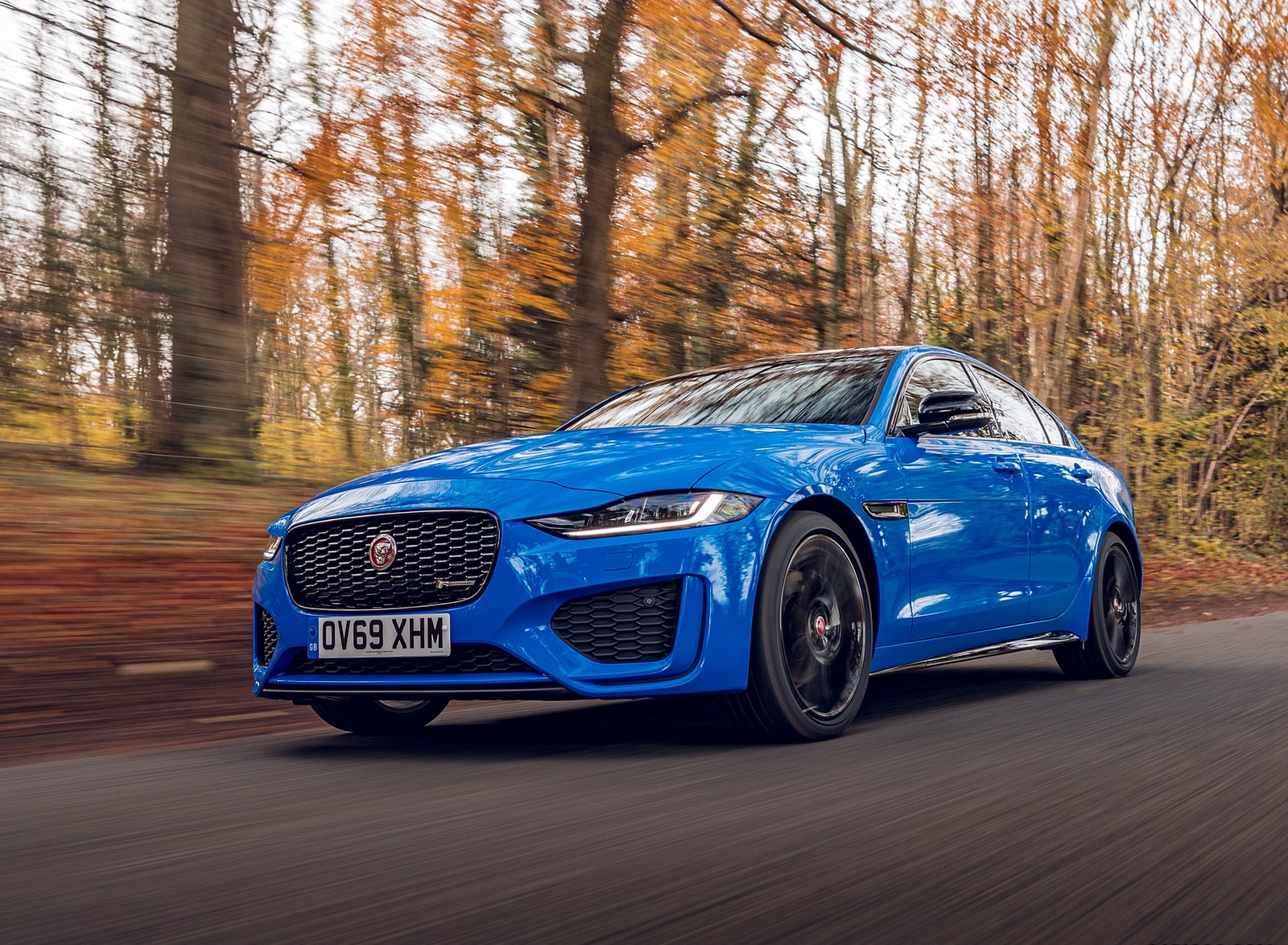 2020 Jaguar XE Reims Edition Front Three-Quarter Wallpapers (1). Download Wallpaper