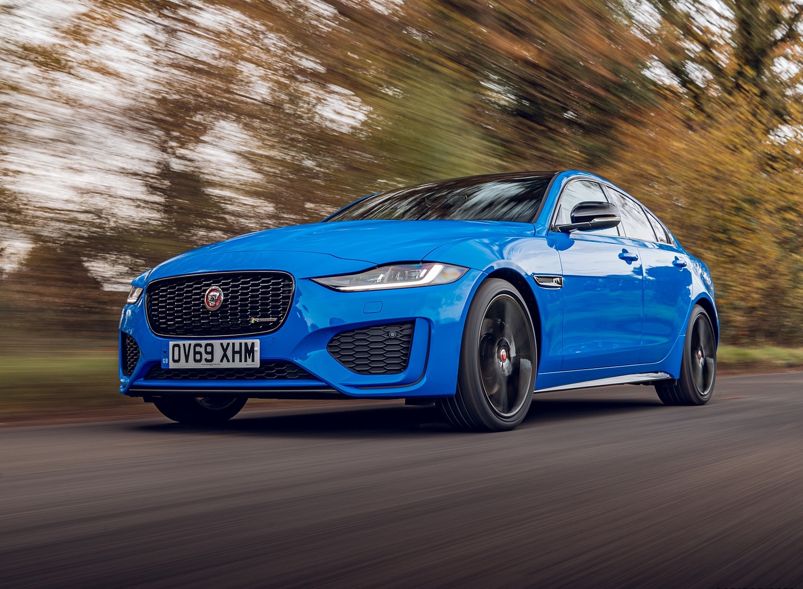 2020 Jaguar XE Reims Edition Front Three-Quarter Wallpapers #5 of 81