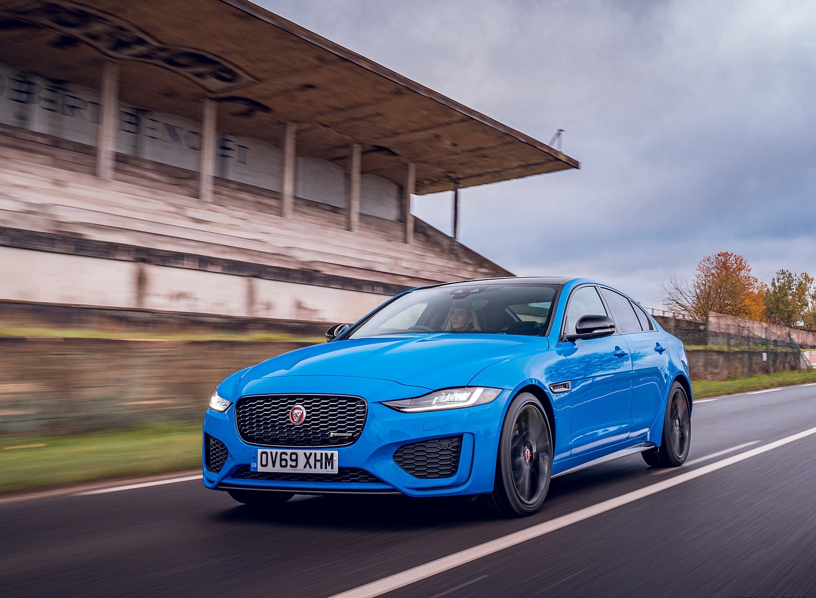 2020 Jaguar XE Reims Edition Front Three-Quarter Wallpapers (6)