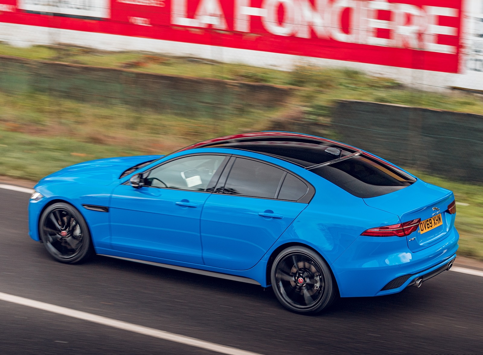 2020 Jaguar XE Reims Edition Rear Three-Quarter Wallpapers (9)