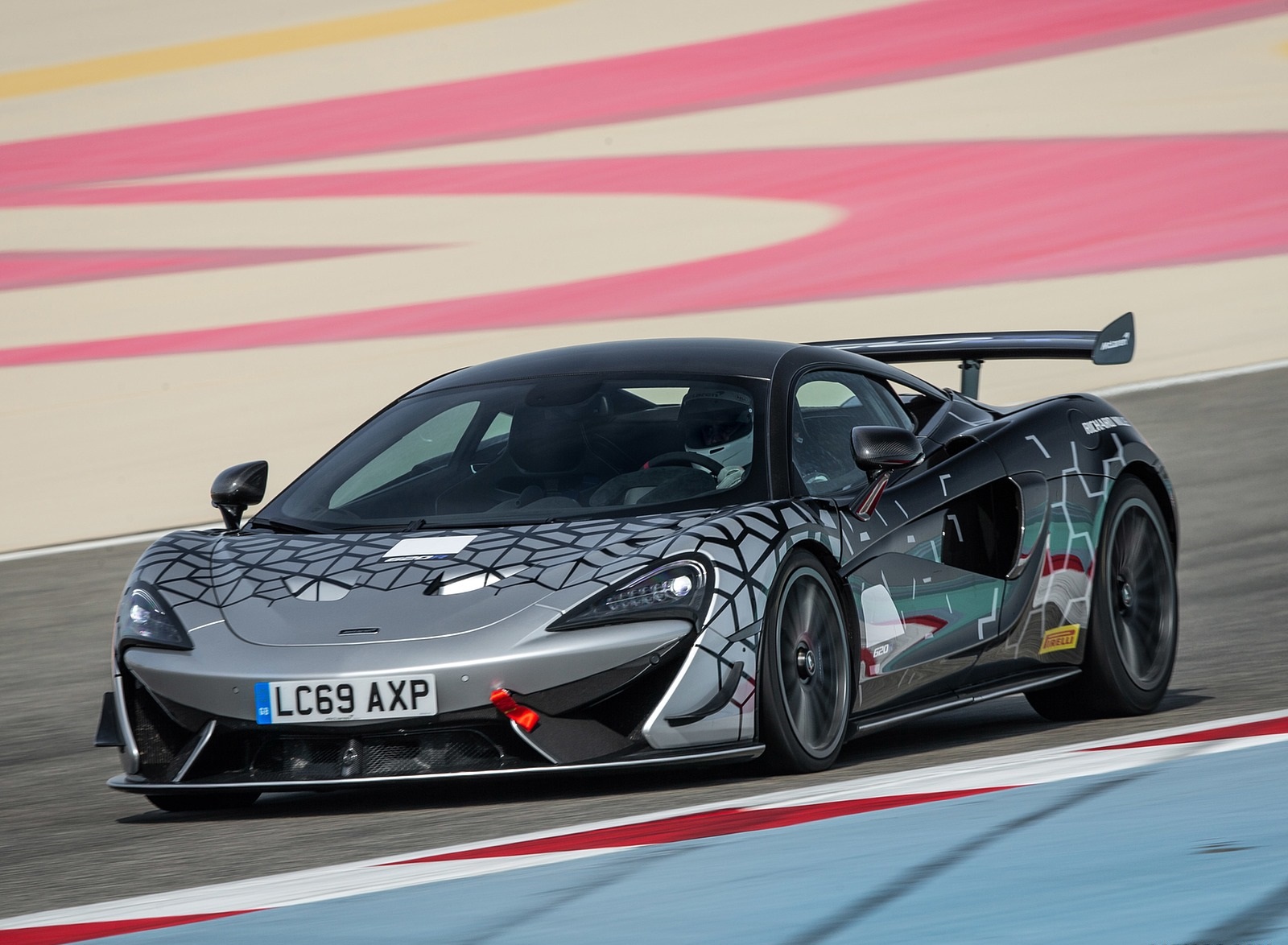 2020 McLaren 620R Front Three-Quarter Wallpapers (5)