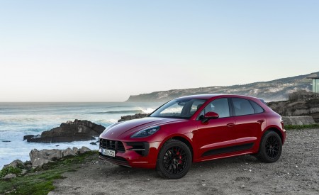 2020 Porsche Macan GTS (Color: Carmine Red) Front Three-Quarter Wallpapers 450x275 (28)