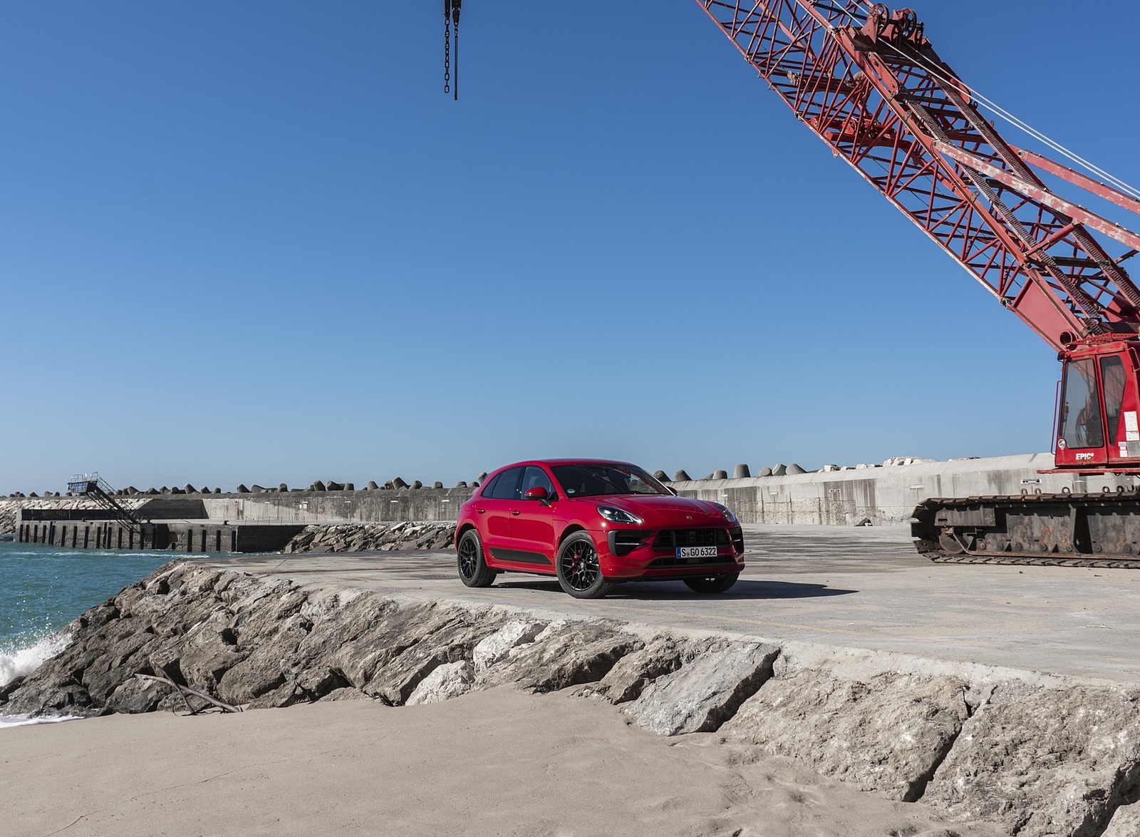 2020 Porsche Macan GTS (Color: Carmine Red) Front Three-Quarter Wallpapers #15 of 249