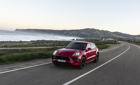 2020 Porsche Macan GTS (Color: Carmine Red) Front Three-Quarter Wallpapers 450x275 (5)