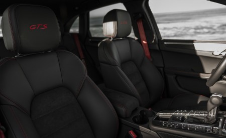 2020 Porsche Macan GTS (Color: Carmine Red) Interior Front Seats Wallpapers 450x275 (48)