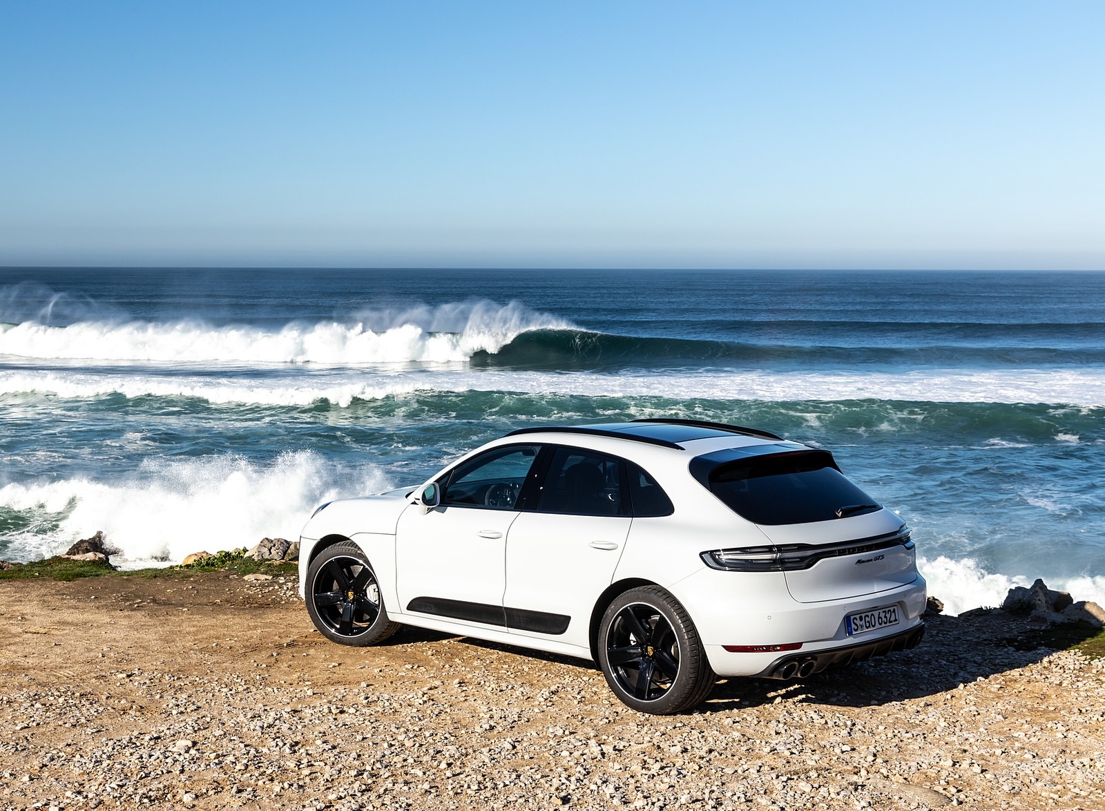 2020 Porsche Macan GTS (Color: Carrara White Metallic) Rear Three-Quarter Wallpapers #183 of 249