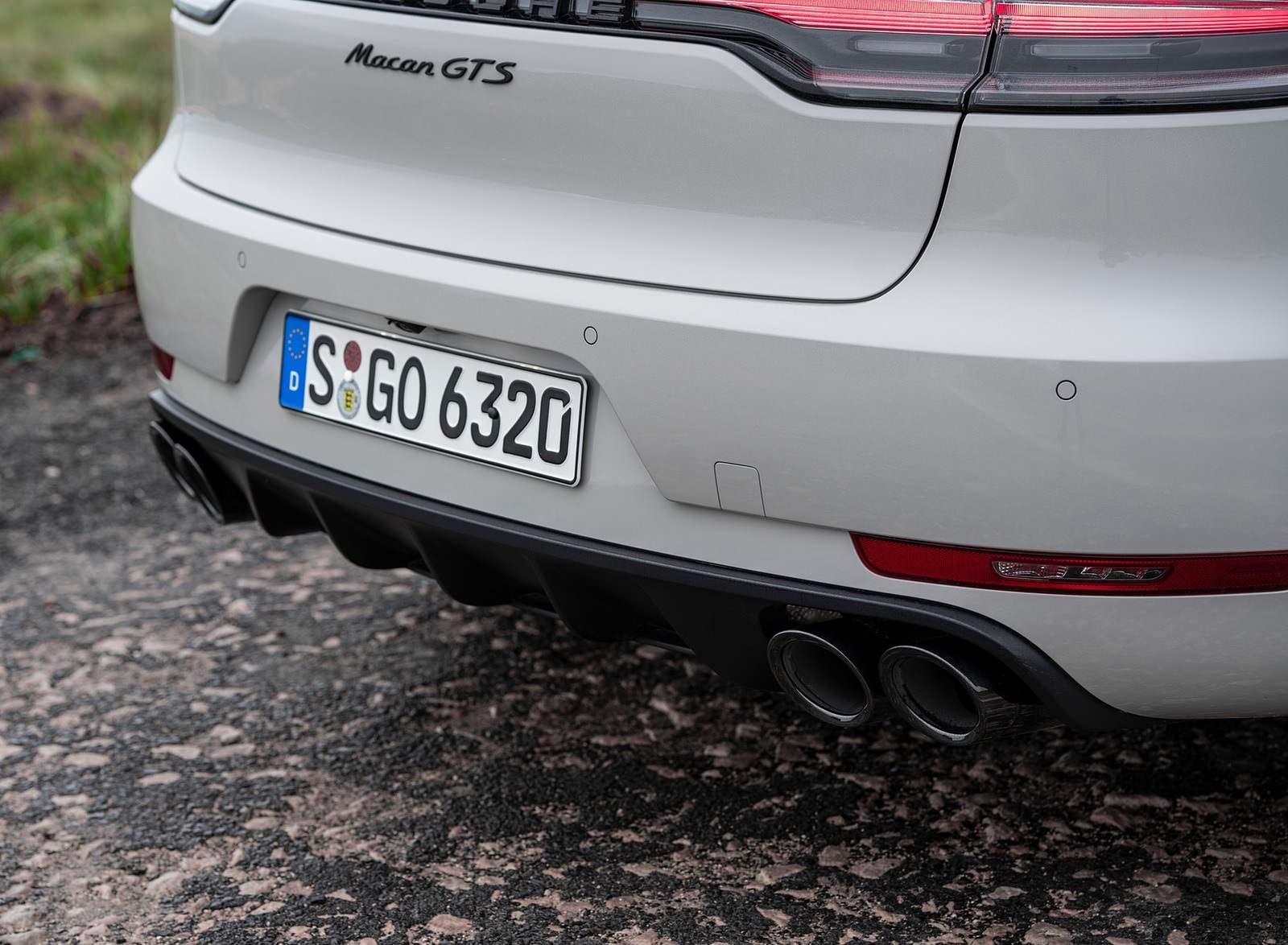 2020 Porsche Macan GTS (Color: Crayon) Exhaust Wallpapers #90 of 249