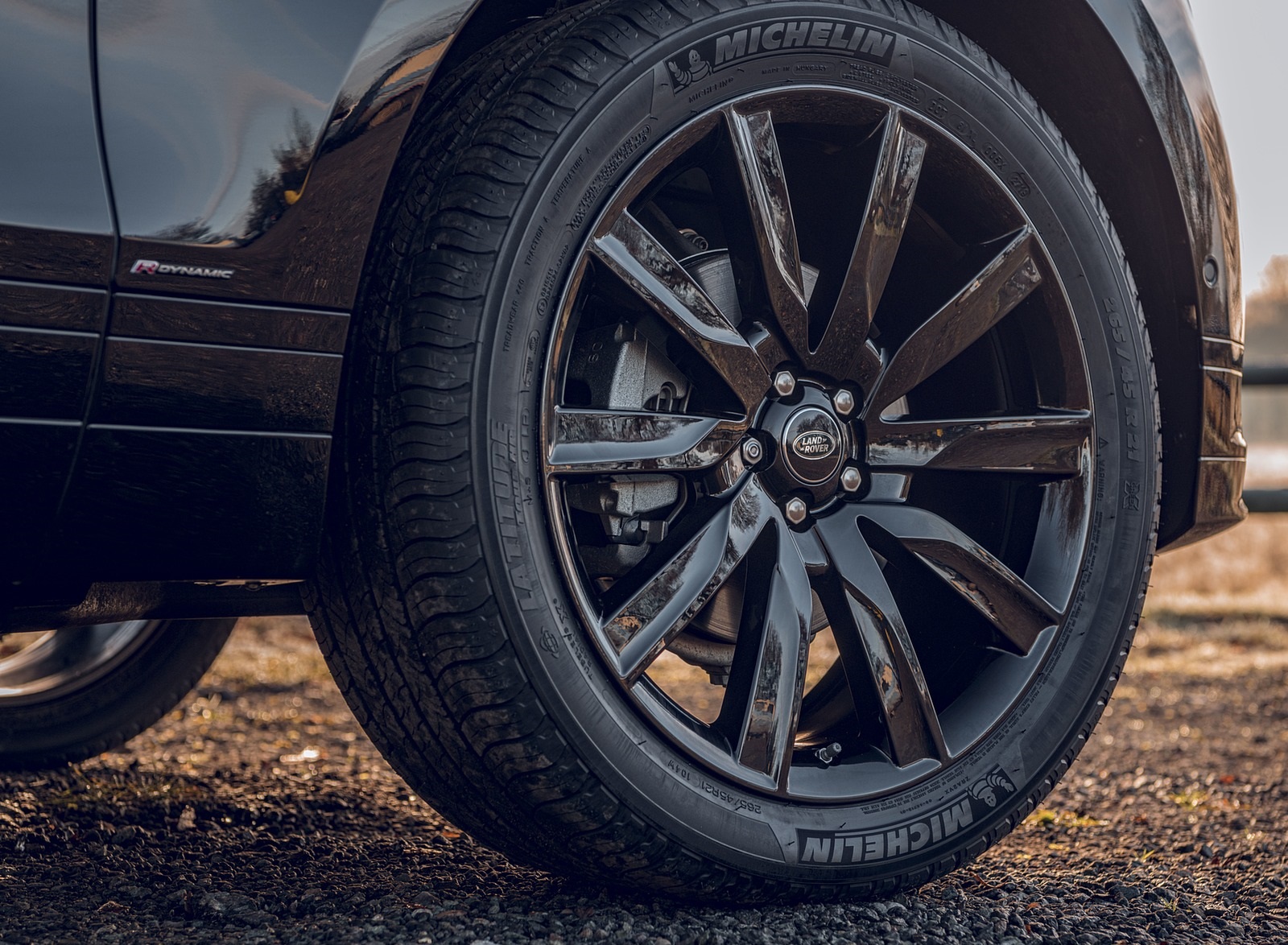 2020 Range Rover Velar R-Dynamic Black Wheel Wallpapers #12 of 18