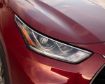 2020 Toyota Highlander Platinum Hybrid AWD (Color: Ruby Flare Pearl) Headlight Wallpapers 150x120