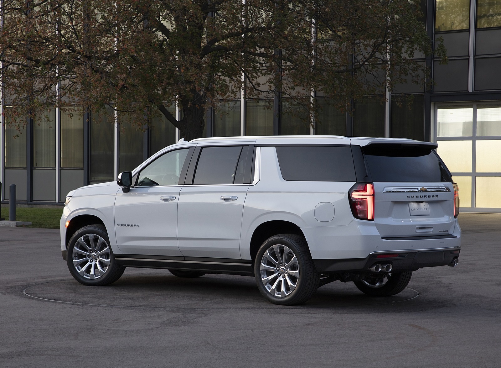 2021 Chevrolet Suburban Rear Three-Quarter Wallpapers (10)