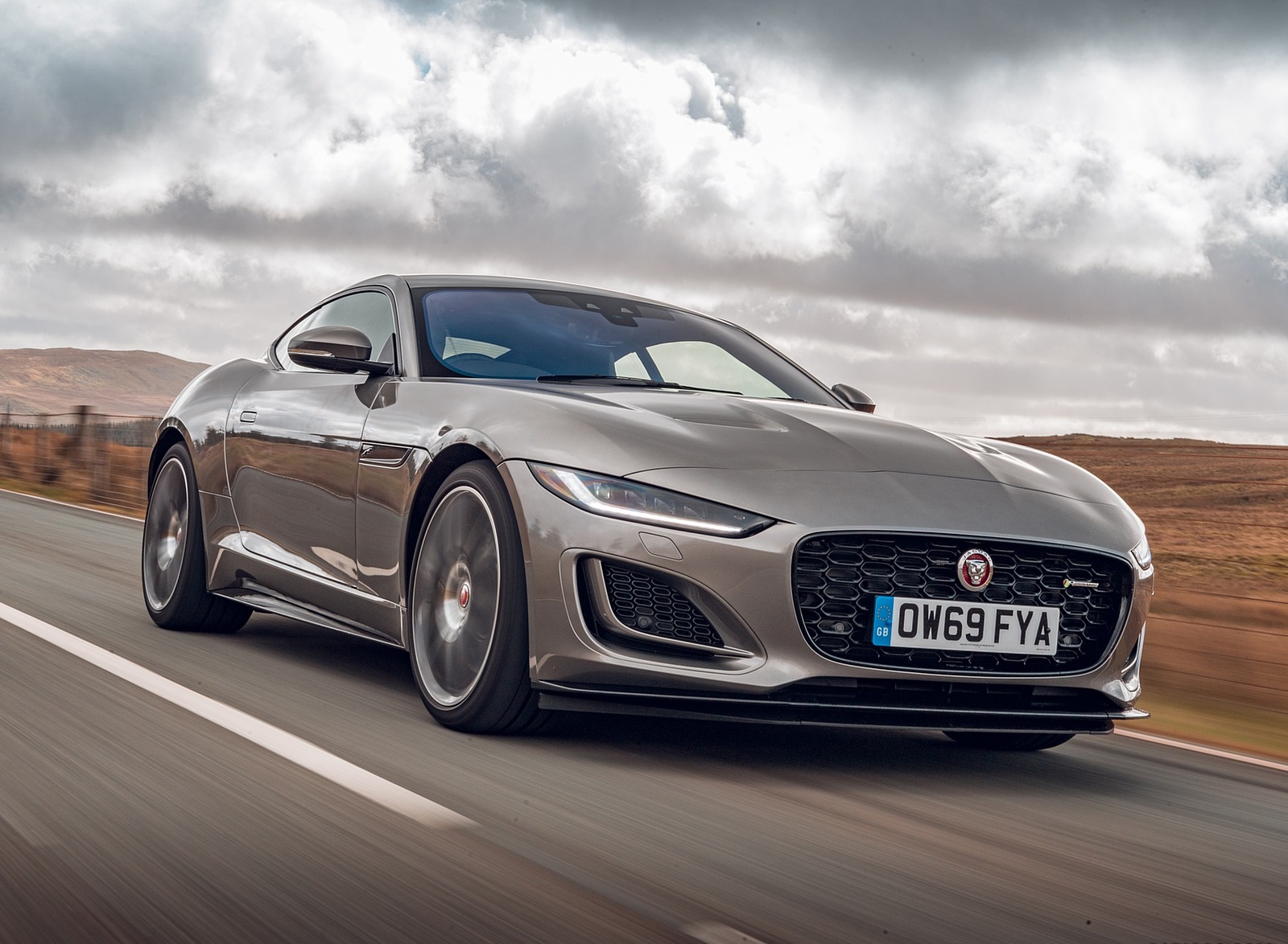 2021 Jaguar F-TYPE Coupe R-Dynamic P450 AWD (Color: Eiger Grey) Front Three-Quarter Wallpapers #45 of 143
