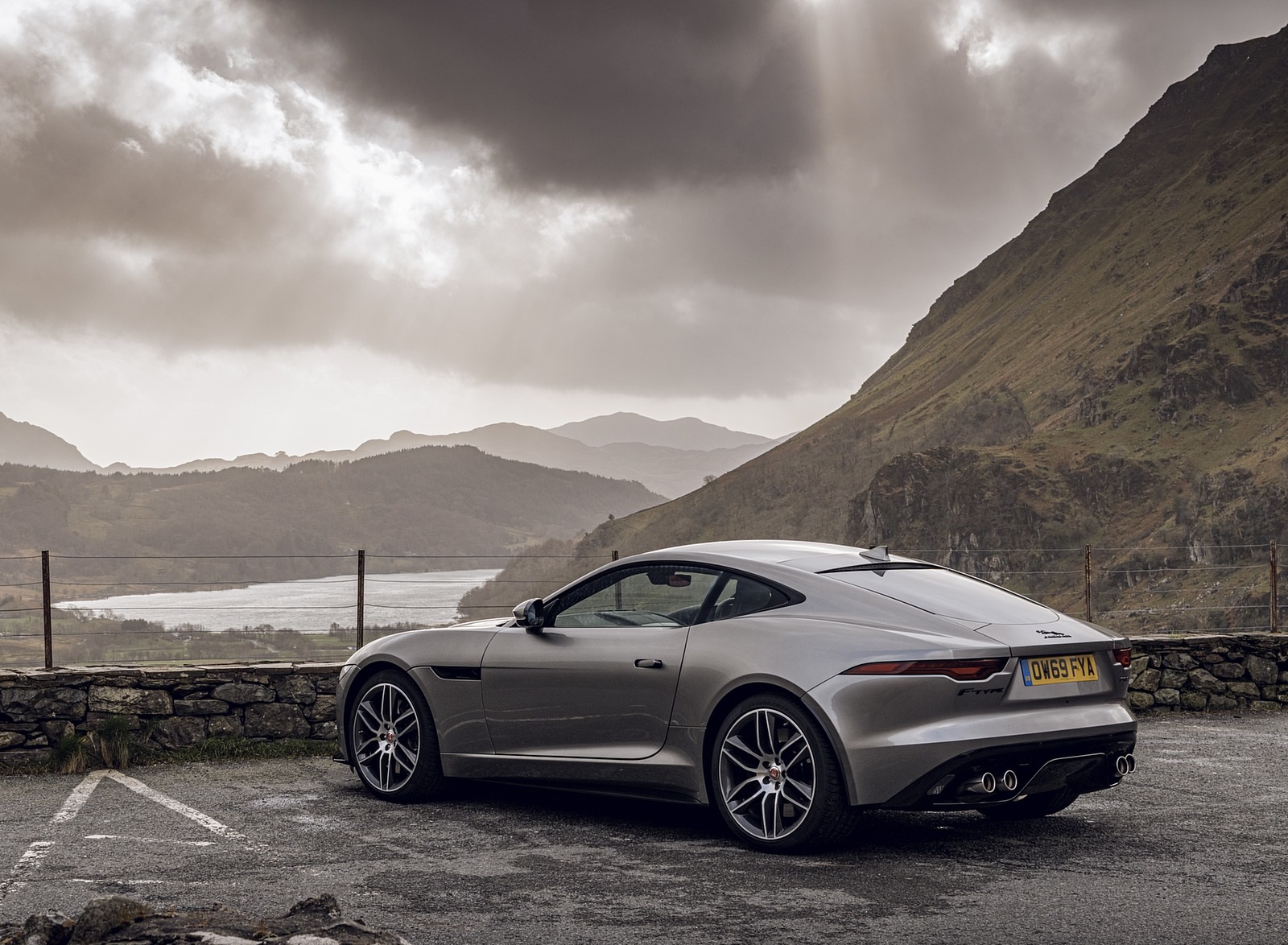 2021 Jaguar F-TYPE Coupe R-Dynamic P450 AWD (Color: Eiger Grey) Rear Three-Quarter Wallpapers #54 of 143
