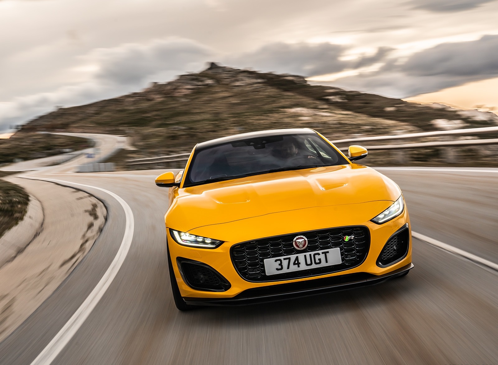 2021 Jaguar F-TYPE R Coupe AWD (Color: Sorrento Yellow) Front Wallpapers (3)