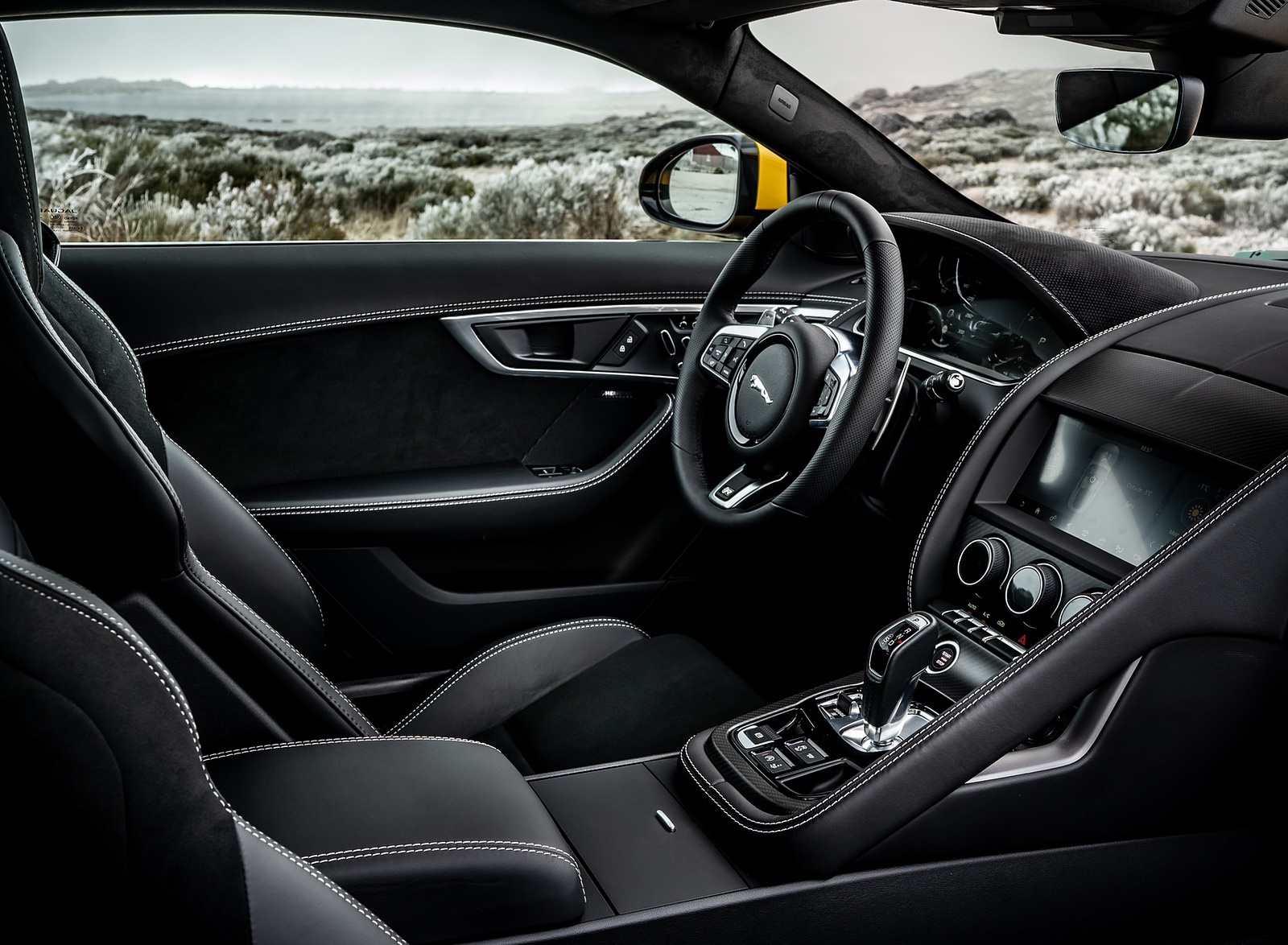 2021 Jaguar F-TYPE R Coupe AWD (Color: Sorrento Yellow) Interior Wallpapers #36 of 143