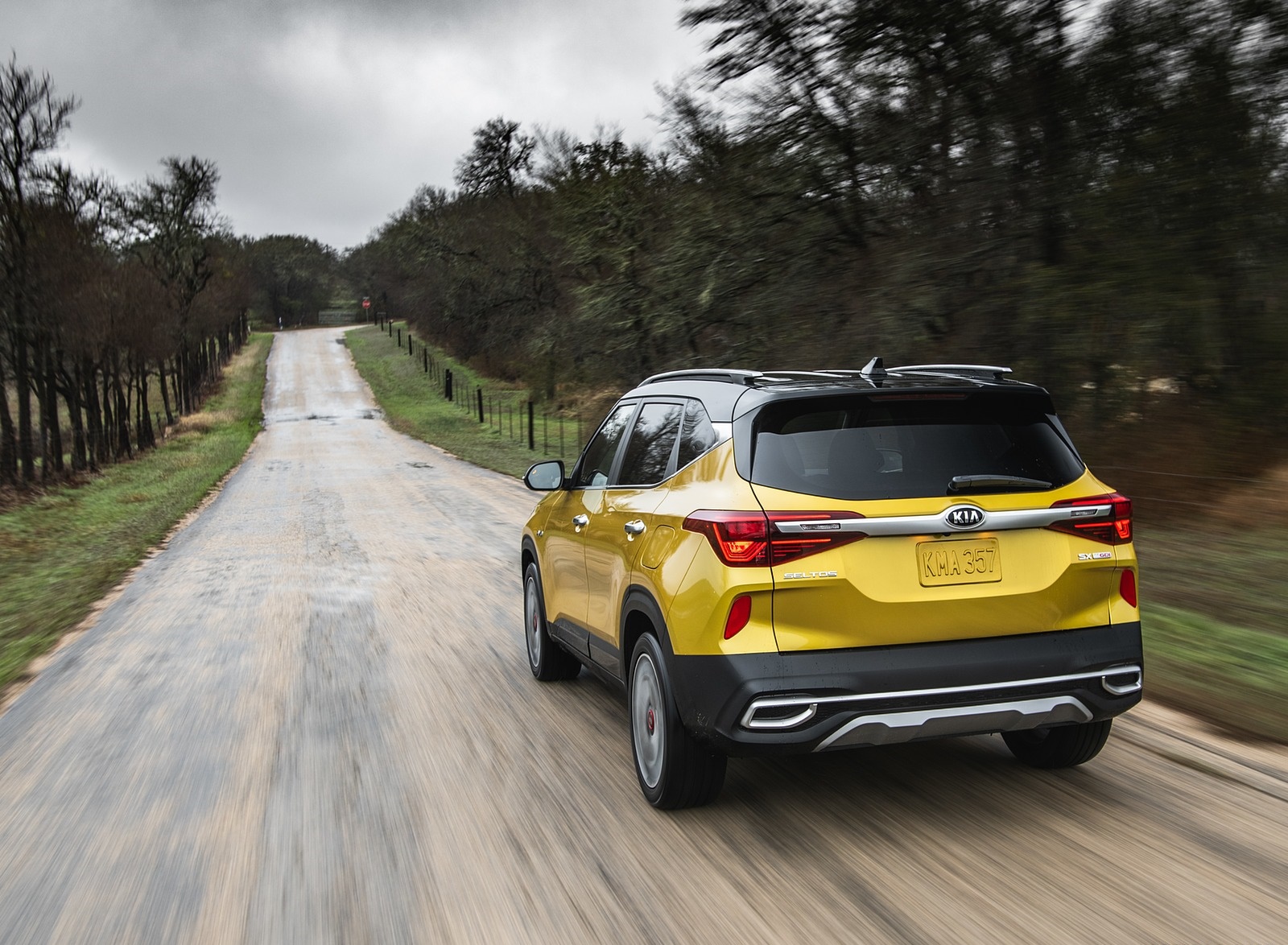 2021 Kia Seltos Rear Wallpapers (6) - NewCarCars 2021 Kia Seltos Rear Wallpapers (6) - NewCarCars