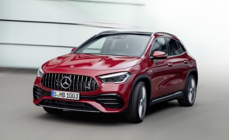 2021 Mercedes-AMG GLA 35 4MATIC Front Three-Quarter Wallpapers 450x275 (3)