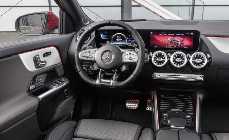 2021 Mercedes-AMG GLA 35 4MATIC Interior Wallpapers 450x275 (26)