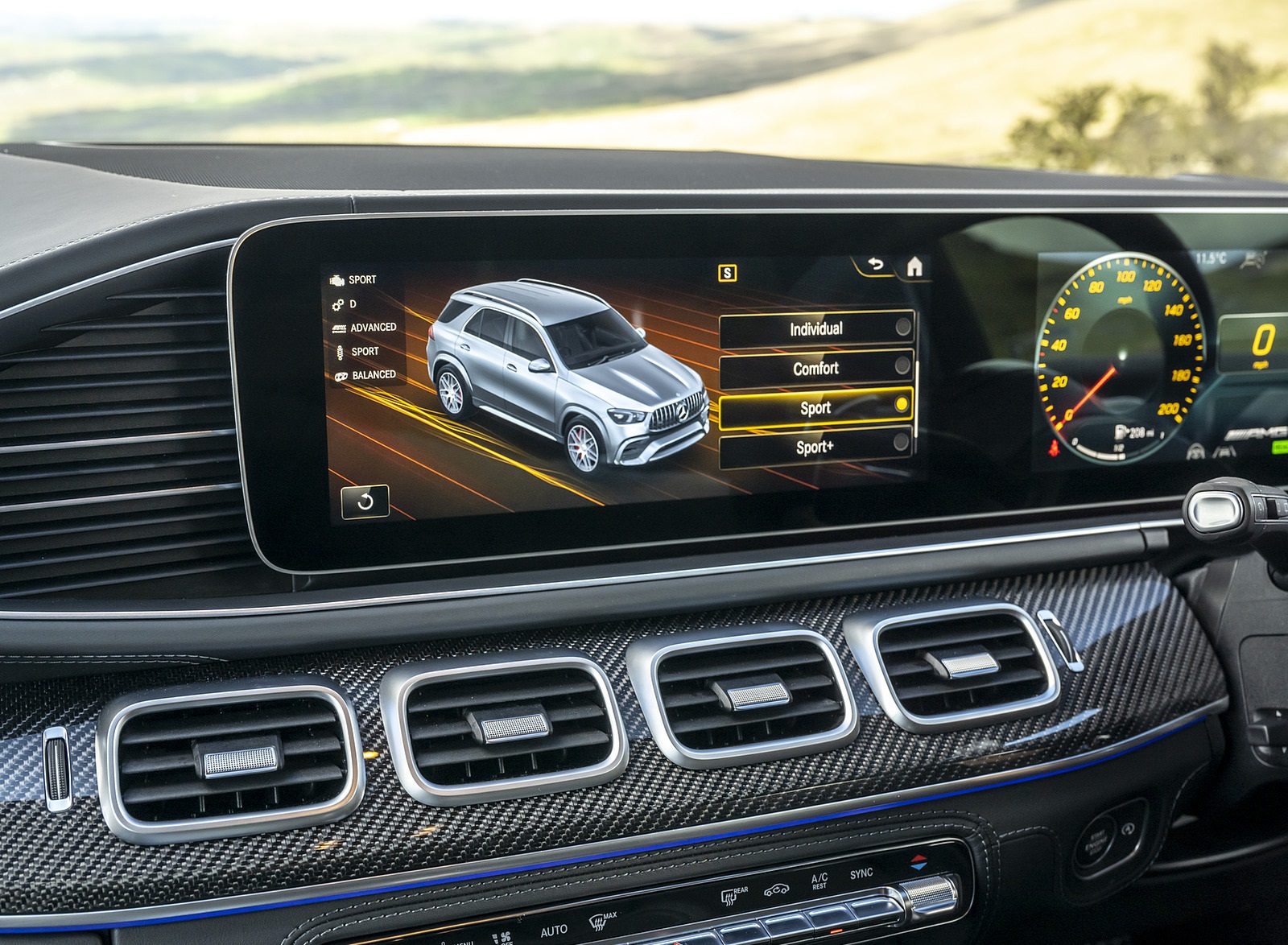 2021 Mercedes-AMG GLE 63 S 4MATIC (UK-Spec) Central Console Wallpapers #77 of 187