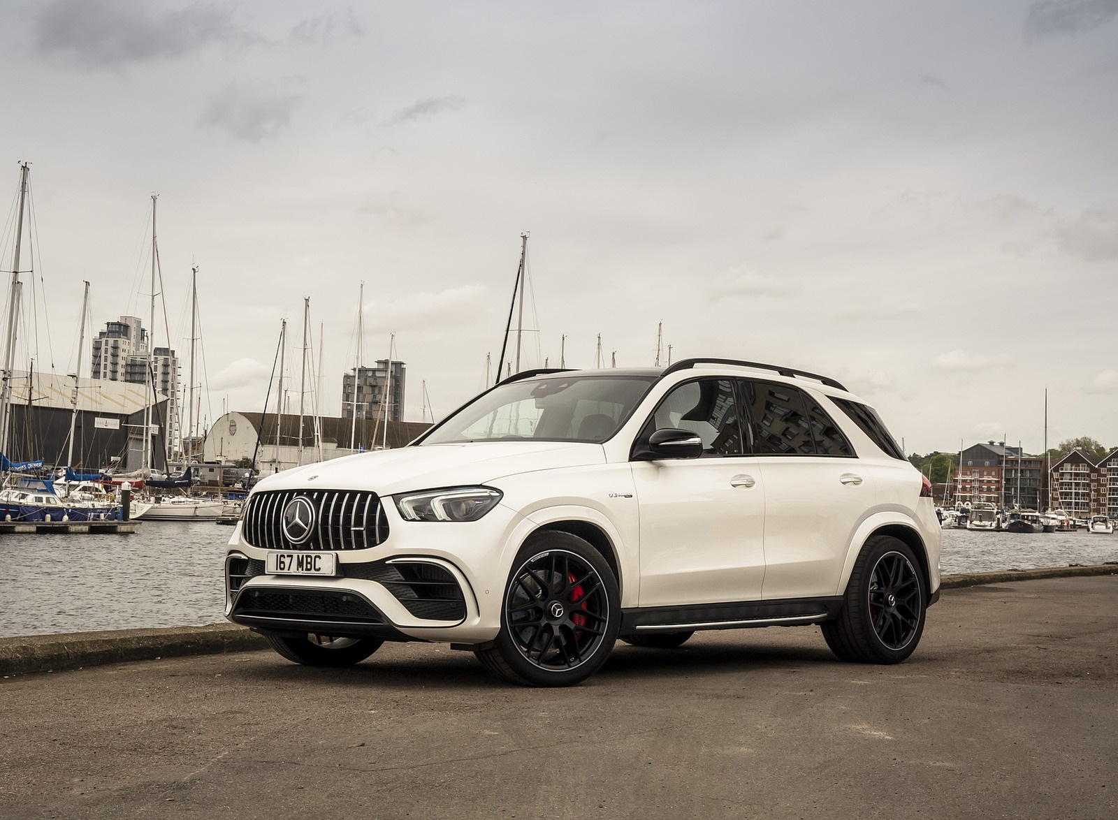 2021 Mercedes-AMG GLE 63 S 4MATIC (UK-Spec) Front Three-Quarter Wallpapers #42 of 187