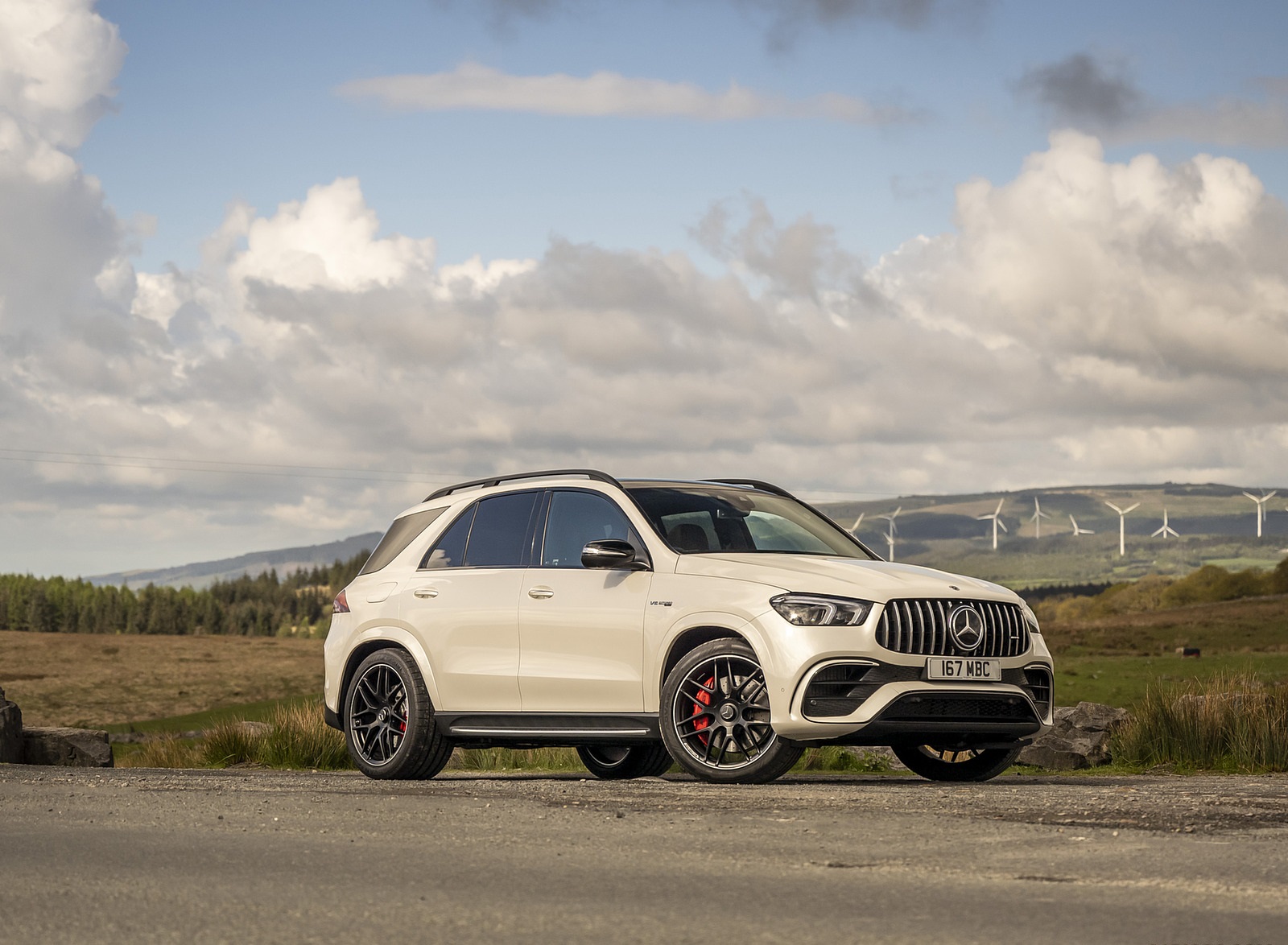 2021 Mercedes-AMG GLE 63 S 4MATIC (UK-Spec) Front Three-Quarter Wallpapers #48 of 187