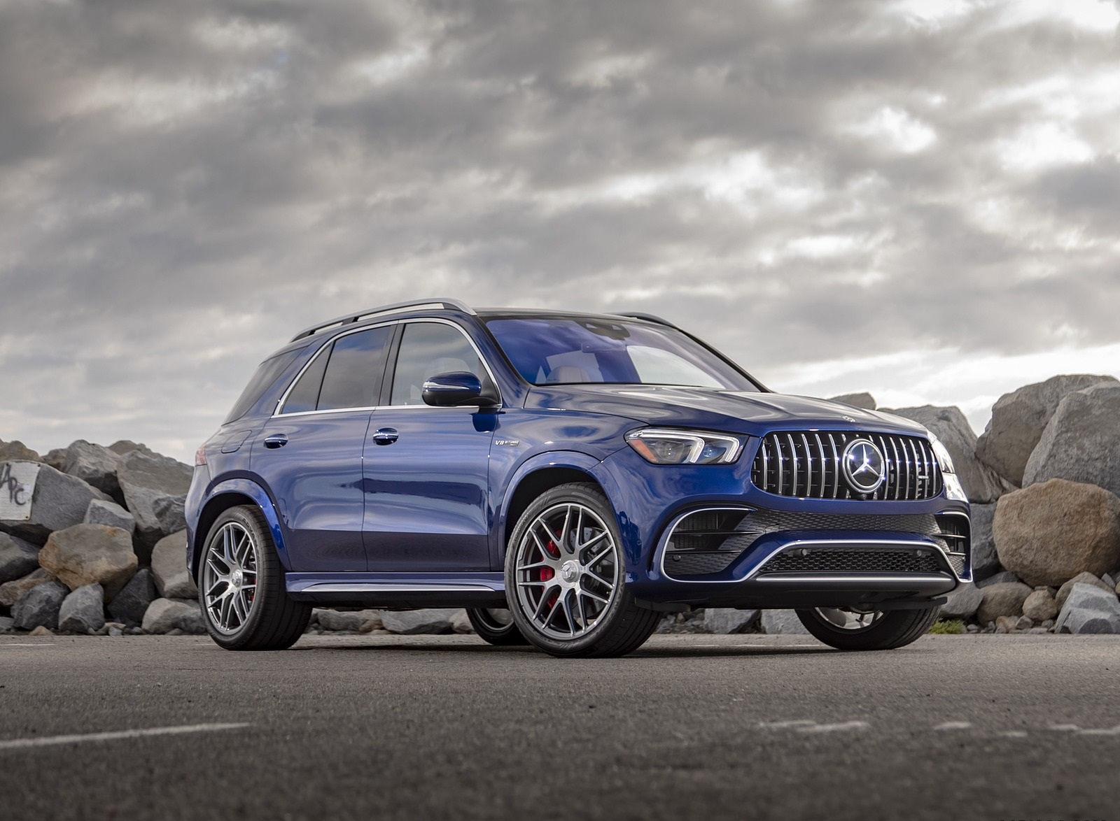 2021 Mercedes-AMG GLE 63 S (US-Spec) Front Three-Quarter Wallpapers #122 of 187