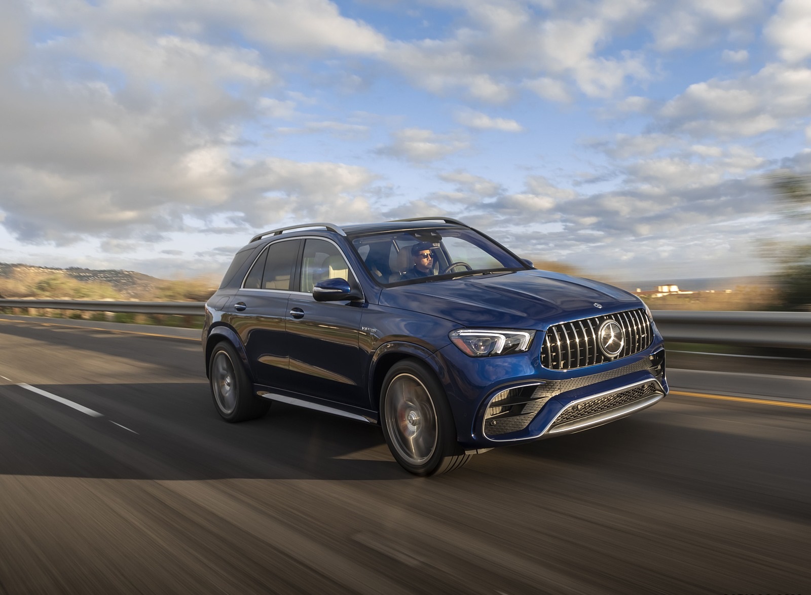 2021 Mercedes-AMG GLE 63 S (US-Spec) Front Three-Quarter Wallpapers #95 of 187