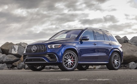 2021 Mercedes-AMG GLE 63 S (US-Spec) Front Three-Quarter Wallpapers 450x275 (123)