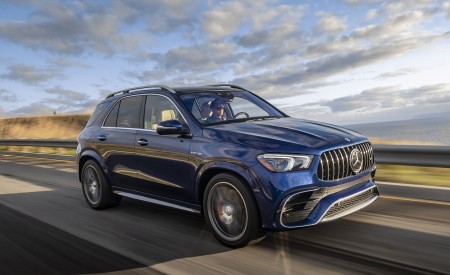 2021 Mercedes-AMG GLE 63 S (US-Spec) Front Three-Quarter Wallpapers 450x275 (105)