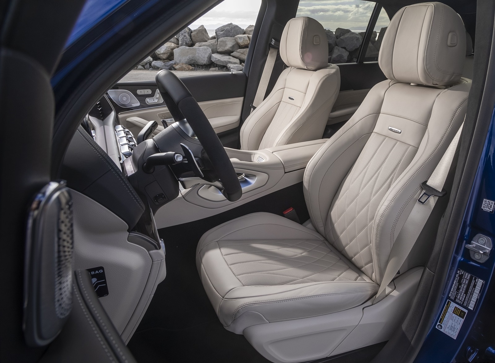 2021 Mercedes-AMG GLE 63 S (US-Spec) Interior Front Seats Wallpapers #155 of 187