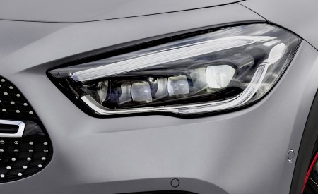 2021 Mercedes-Benz GLA Edition1 AMG Line (Color: Mountain Grey MAGNO) Headlight Wallpapers 450x275 (83)
