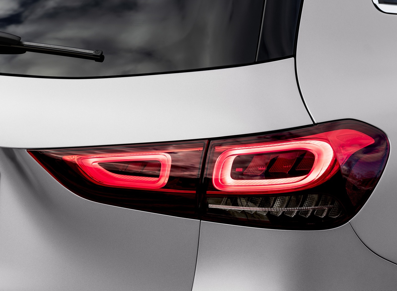 2021 Mercedes-Benz GLA Edition1 AMG Line (Color: Mountain Grey MAGNO) Tail Light Wallpapers #82 of 115