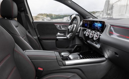 2021 Mercedes-Benz GLA Edition1 AMG Line Interior Wallpapers 450x275 (84)