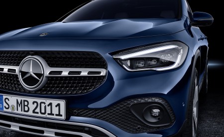 2021 Mercedes-Benz GLA Edition1 Progressive Line (Color: Galaxy Blue) Headlight Wallpapers 450x275 (100)