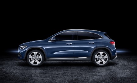 2021 Mercedes-Benz GLA Edition1 Progressive Line (Color: Galaxy Blue) Side Wallpapers 450x275 (98)