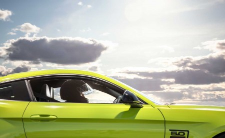 2020 Ford Mustang R-Spec (Color: Grabber Lime) Detail Wallpapers 450x275 (33)
