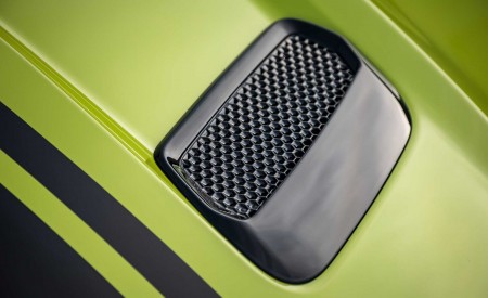 2020 Ford Mustang R-Spec (Color: Grabber Lime) Detail Wallpapers 450x275 (35)