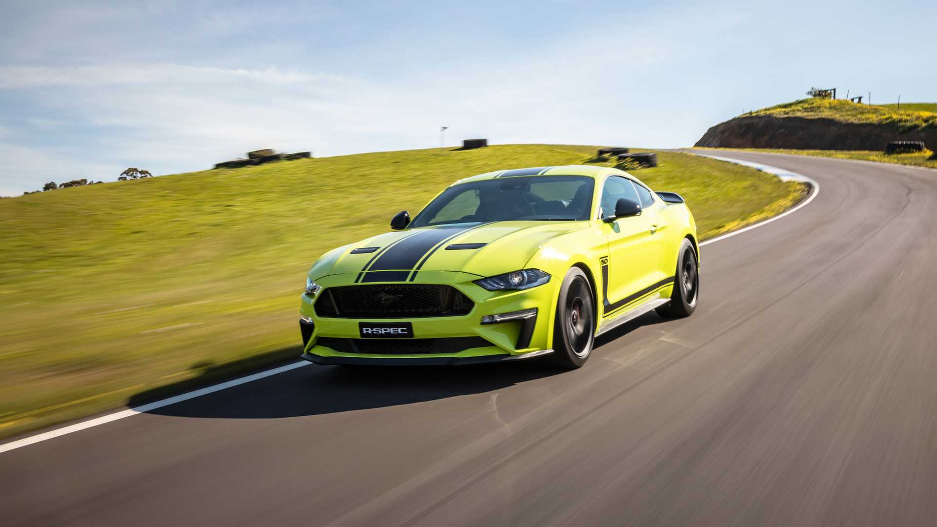 2020 Ford Mustang R Spec Color Grabber Lime Front Three Quarter Wallpapers 3 Newcarcars
