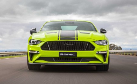 2020 Ford Mustang R-Spec (Color: Grabber Lime) Front Wallpapers 450x275 (18)