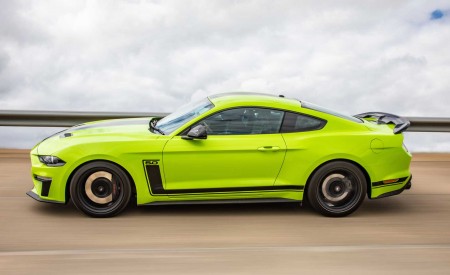 2020 Ford Mustang R-Spec (Color: Grabber Lime) Side Wallpapers 450x275 (13)