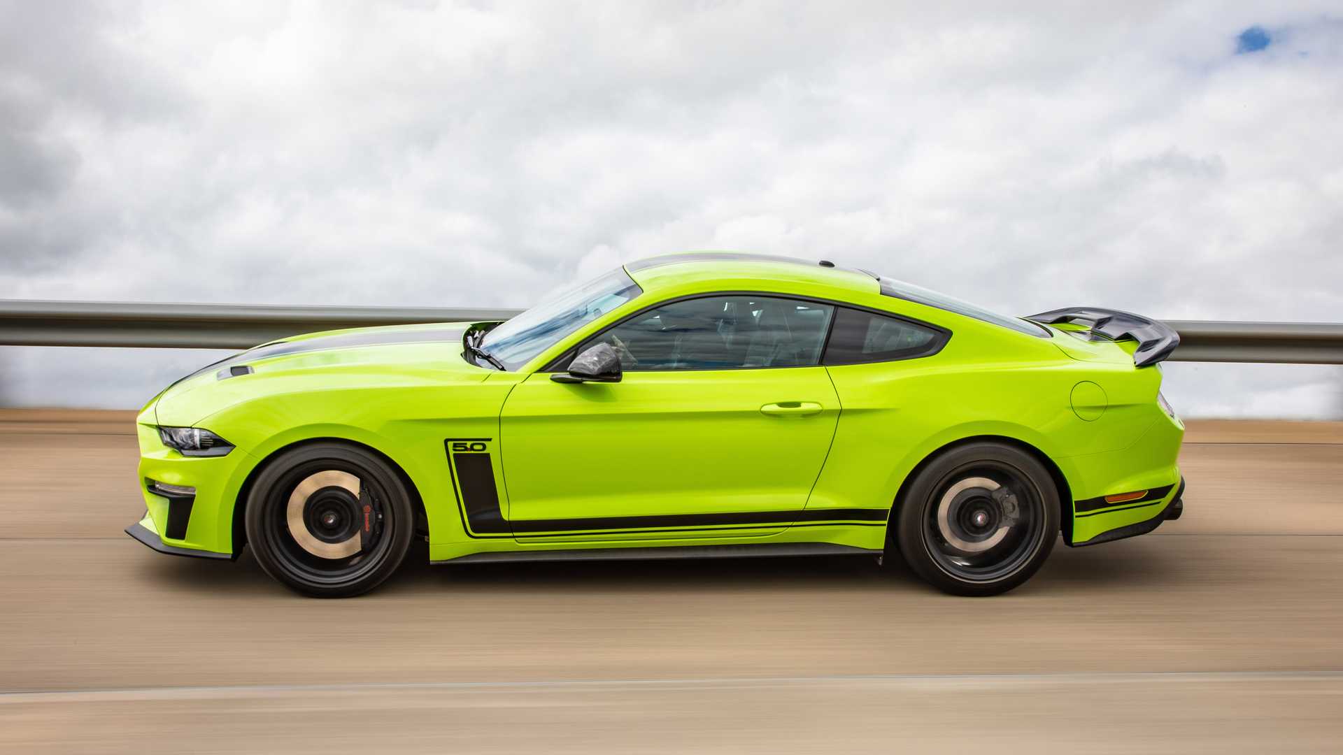 Форд Мустанг Shelby 2020 зелёный