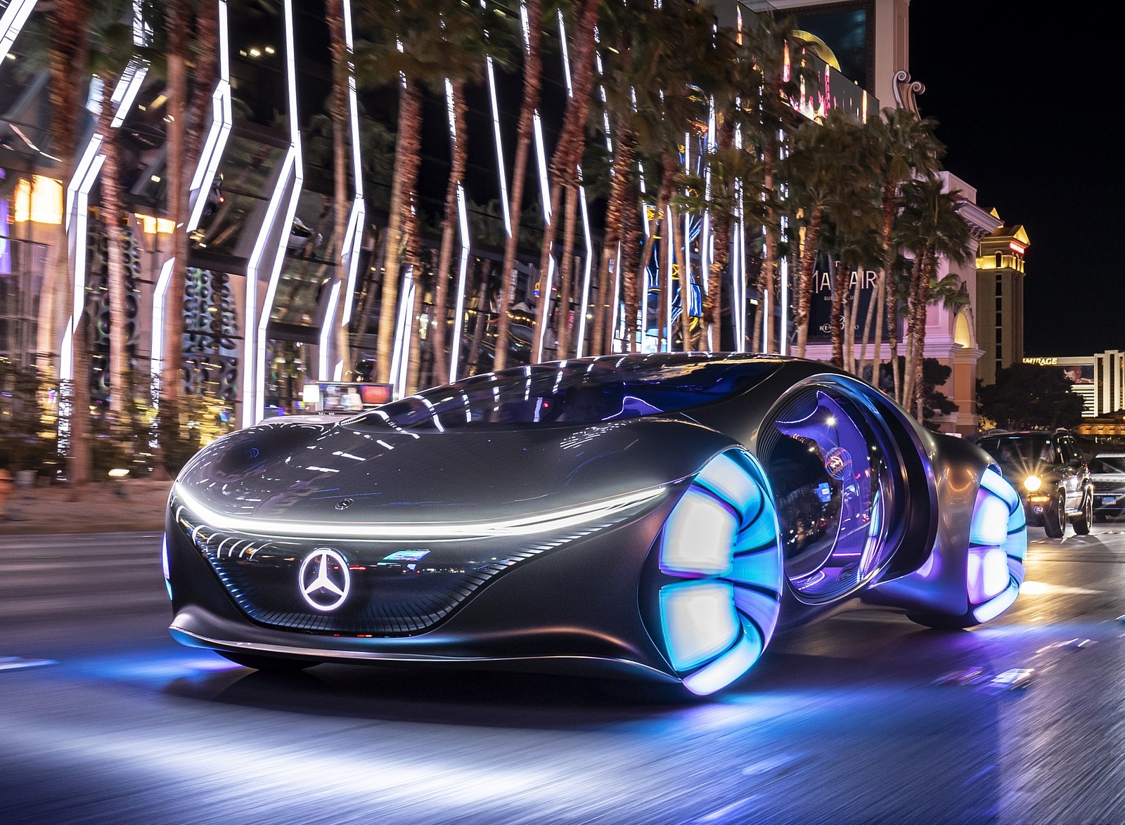 2020 Mercedes-Benz VISION AVTR Concept in Las Vegas Front Three-Quarter Wallpapers #1 of 60