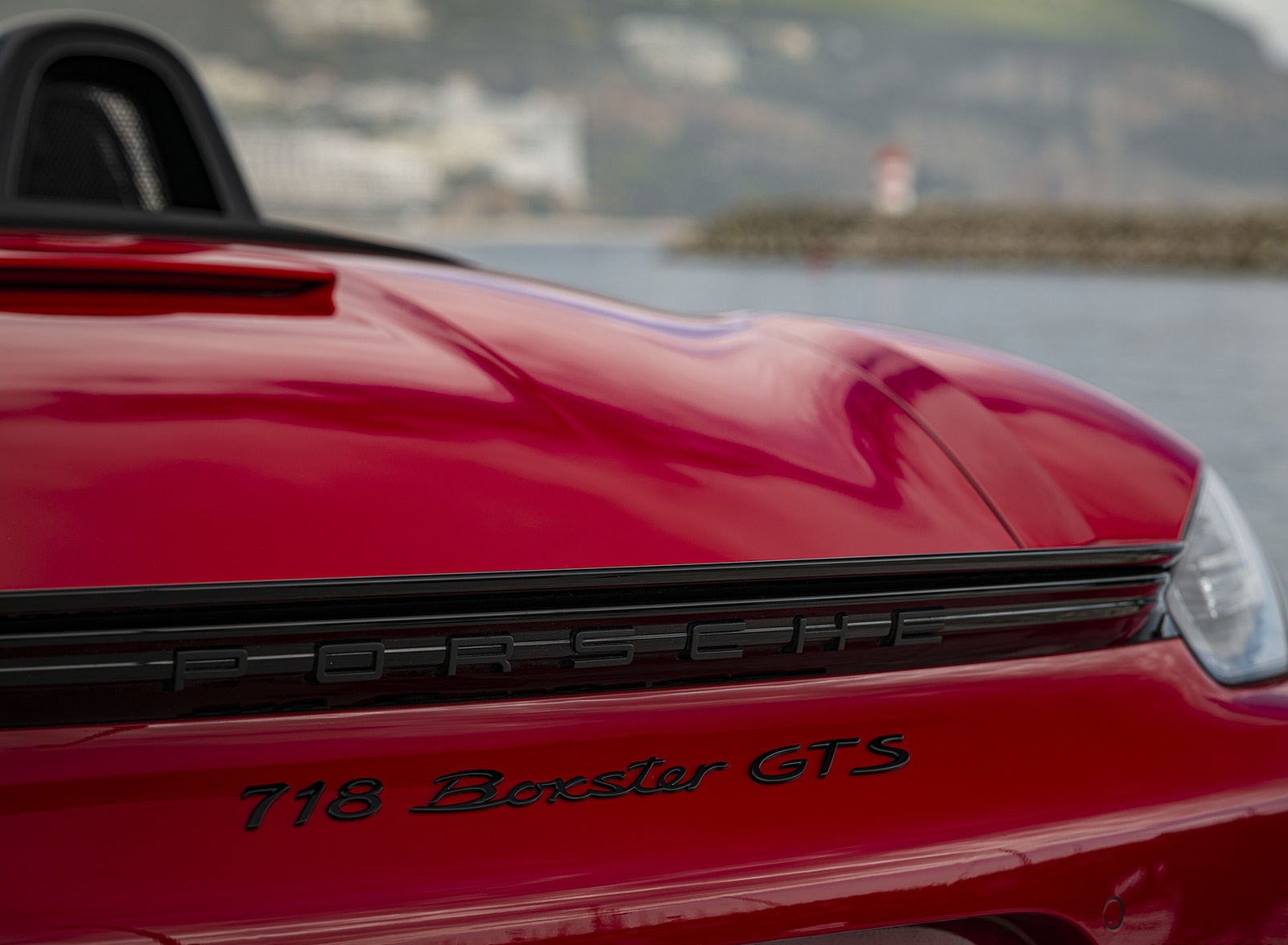 2020 Porsche 718 Boxster GTS 4.0 (Color: Carmine Red) Detail Wallpapers #111 of 191