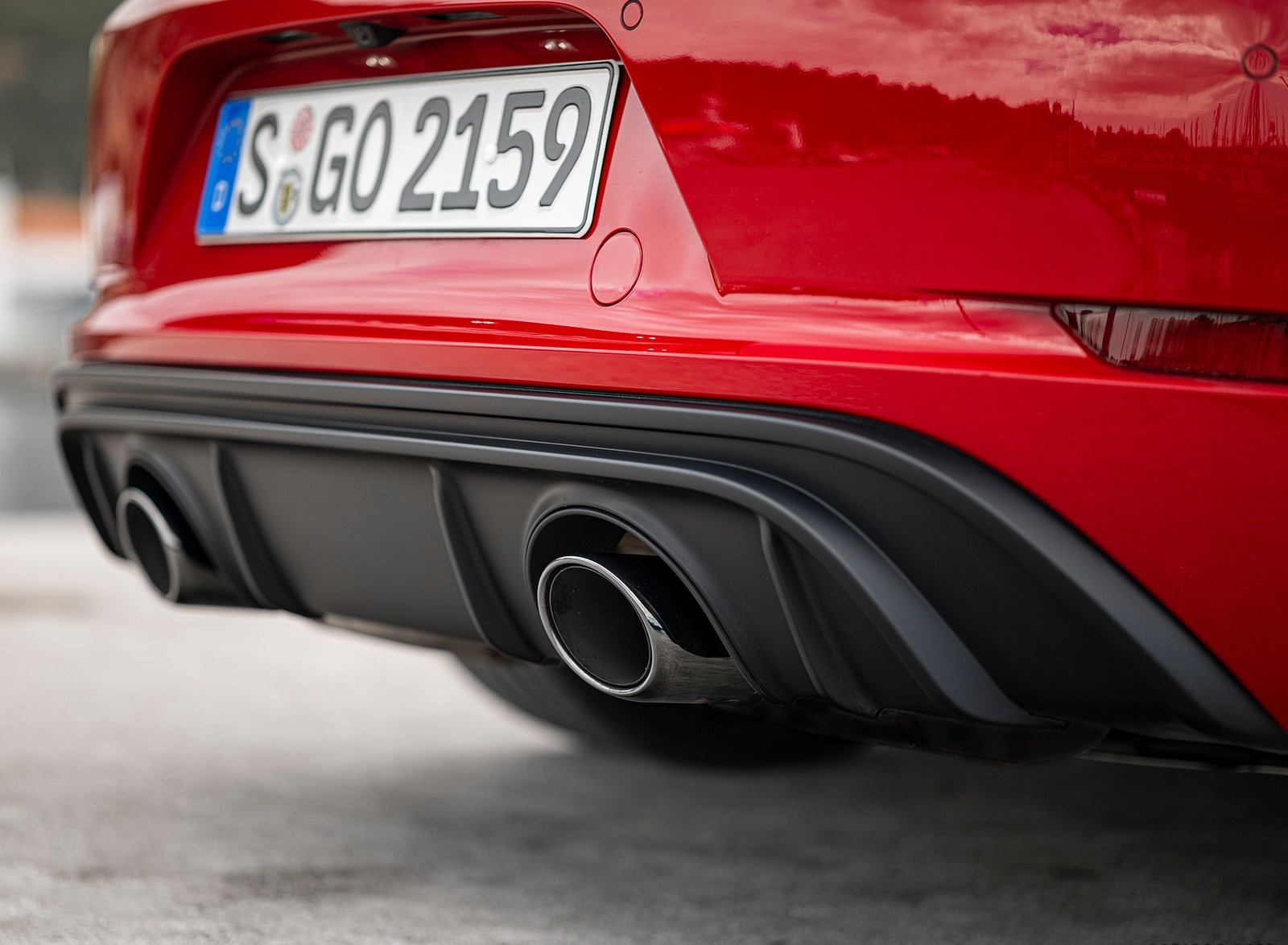2020 Porsche 718 Boxster GTS 4.0 (Color: Carmine Red) Exhaust Wallpapers #105 of 191
