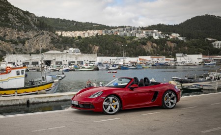 2020 Porsche 718 Boxster GTS 4.0 (Color: Carmine Red) Front Three-Quarter Wallpapers 450x275 (84)