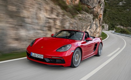 2020 Porsche 718 Boxster GTS 4.0 (Color: Carmine Red) Front Three-Quarter Wallpapers 450x275 (65)