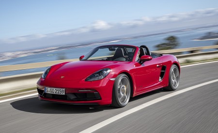 2020 Porsche 718 Boxster GTS 4.0 (Color: Carmine Red) Front Three-Quarter Wallpapers 450x275 (60)