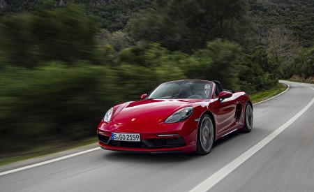 2020 Porsche 718 Boxster GTS 4.0 (Color: Carmine Red) Front Three-Quarter Wallpapers 450x275 (66)