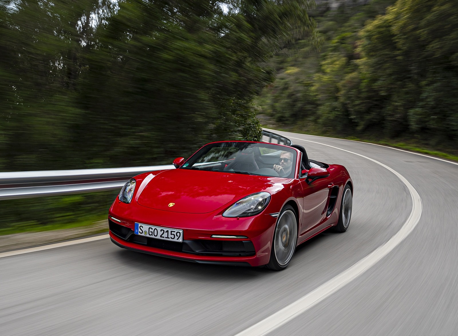 2020 Porsche 718 Boxster GTS 4.0 (Color: Carmine Red) Front Three-Quarter Wallpapers #68 of 191
