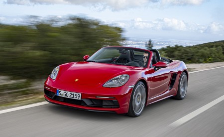 2020 Porsche 718 Boxster GTS 4.0 (Color: Carmine Red) Front Three-Quarter Wallpapers 450x275 (61)