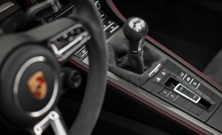 2020 Porsche 718 Boxster GTS 4.0 (Color: Carmine Red) Interior Detail Wallpapers 450x275 (115)